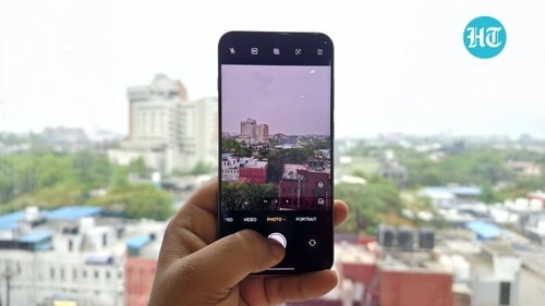 OnePlus 13s features a dual camera setup, including a 50MP primary sensor and a 50MP telephoto lens with 2x optical zoom. (Ijaj Khan/ HT) OnePlus 13s features a dual camera setup, including a 50MP primary sensor and a 50MP telephoto lens with 2x optical zoom. (Ijaj Khan/ HT)
