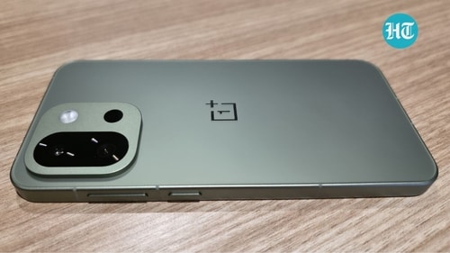OnePlus 13s design, (Ijaj Khan/HT) OnePlus 13s design, (Ijaj Khan/HT)