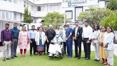 42-year-old man from Beed undergoes rare small intestine transplant; organ airlifted from Delhi 42-year-old man from Beed undergoes rare small intestine transplant; organ airlifted from Delhi