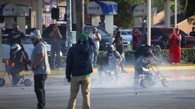 Protesters demonstrate during a standoff between police and protesters following multiple detentions by Immigration and Customs Enforcement (ICE), in the Los Angeles County city of Paramount, California, U.S., June 7, 2025. (REUTERS/Daniel Cole) (REUTERS)