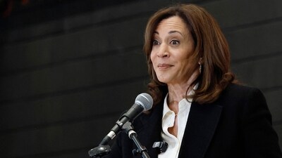 Kamala Harris' statement on LA riots sparks fury amid anti-ICE protests (Photo by MARIO TAMA / GETTY IMAGES NORTH AMERICA / Getty Images via AFP) (Getty Images via AFP)