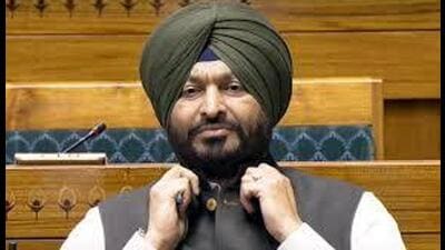 Union minister and senior BJP leader Ravneet Singh Bittu. (HT File) Union minister and senior BJP leader Ravneet Singh Bittu. (HT File)