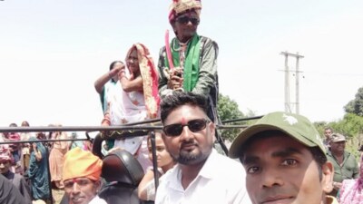 In the viral images, the elderly couple is seen dressed in traditional wedding attire as per their customs, with well-wishers clicking photos and celebrating the moment. (X/@thoughtsnanaly1)