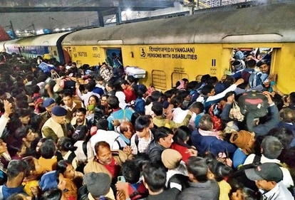 The Feb 15 stampede at New Delhi Railway Station (NDLS) resulted in 18 deaths. (Photo: HT) The Feb 15 stampede at New Delhi Railway Station (NDLS) resulted in 18 deaths. (Photo: HT)