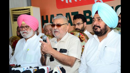 Congress MP Dharamvira Gandhi addressing a press conference in Ludhiana on Sunday. (HT photo)