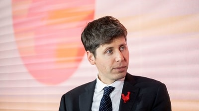 New job seekers and interns may find it hard to find jobs in the world of AI. (Bloomberg)
