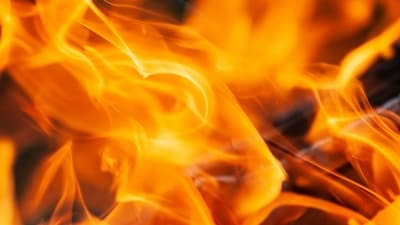 Medics tried to save the man’s life, but he died at the scene on Russell Close. (UnSplash) Medics tried to save the man’s life, but he died at the scene on Russell Close. (UnSplash)
