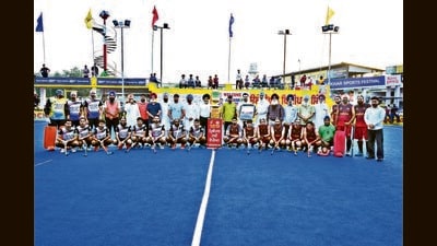 Jarkhar Hockey Academy won gold cup along with a cash prize of approximately  ₹81,000. (HT Photo)