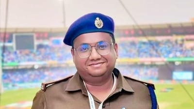 Akash Rao Giripunje, the ASP, was a young and courageous officer from the 2016 batch of the state police service. Akash Rao Giripunje, the ASP, was a young and courageous officer from the 2016 batch of the state police service.