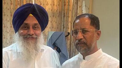 Shiromani Akali Dal president Sukhbir Singh Badal with Anil Joshi (right) in Ludhiana on Monday. (HT photo) Shiromani Akali Dal president Sukhbir Singh Badal with Anil Joshi (right) in Ludhiana on Monday. (HT photo)