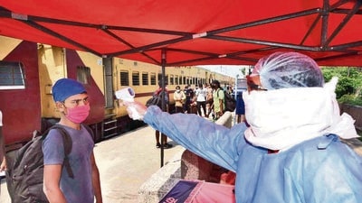 The meeting was chaired by additional municipal commissioner M J Pradeep Chandran, and attended by representatives from the PMC health department, public health officials, and the Rapid Response Task Force. (REPRESENTATIVE PIC)