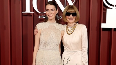 NEW YORK, NEW YORK - JUNE 08: (L-R) Bee Carrozzini and Anna Wintour attend The 78th Annual Tony Awards at Radio City Music Hall on June 08, 2025 in New York City. Michael Loccisano/Getty Images/AFP (Photo by Michael loccisano / GETTY IMAGES NORTH AMERICA / Getty Images via AFP) (Getty Images via AFP) NEW YORK, NEW YORK - JUNE 08: (L-R) Bee Carrozzini and Anna Wintour attend The 78th Annual Tony Awards at Radio City Music Hall on June 08, 2025 in New York City. Michael Loccisano/Getty Images/AFP (Photo by Michael loccisano / GETTY IMAGES NORTH AMERICA / Getty Images via AFP) (Getty Images via AFP)