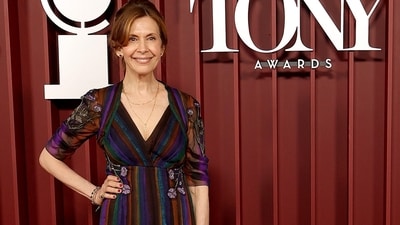 NEW YORK, NEW YORK - JUNE 08: Jessica Hecht attends The 78th Annual Tony Awards at Radio City Music Hall on June 08, 2025 in New York City. Michael Loccisano/Getty Images/AFP (Photo by Michael loccisano / GETTY IMAGES NORTH AMERICA / Getty Images via AFP) (Getty Images via AFP) NEW YORK, NEW YORK - JUNE 08: Jessica Hecht attends The 78th Annual Tony Awards at Radio City Music Hall on June 08, 2025 in New York City. Michael Loccisano/Getty Images/AFP (Photo by Michael loccisano / GETTY IMAGES NORTH AMERICA / Getty Images via AFP) (Getty Images via AFP)