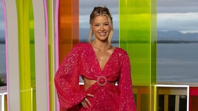 This time, Ariana Madix is the host. She’ll be there to help them through all the ups and downs along the way. (Instagram ) This time, Ariana Madix is the host. She’ll be there to help them through all the ups and downs along the way. (Instagram )