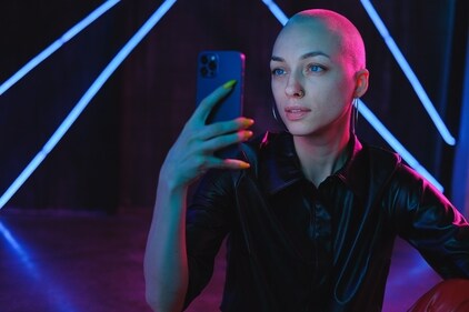 Mobile phone use is not directly linked to brain tumours. (SHVETS production) Mobile phone use is not directly linked to brain tumours. (SHVETS production)