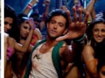 Groom's wedding dance impresses Hrithik Roshan. Groom's wedding dance impresses Hrithik Roshan.