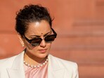 Kangana Ranaut has warned people against dumb persons. Kangana Ranaut has warned people against dumb persons.