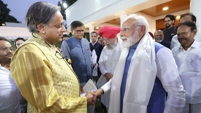Tharoor expressed optimism about today's meeting with Prime Minister Modi, saying, "We are very happy that PM Modi wants to meet us." (PMO) Tharoor expressed optimism about today's meeting with Prime Minister Modi, saying, "We are very happy that PM Modi wants to meet us." (PMO)