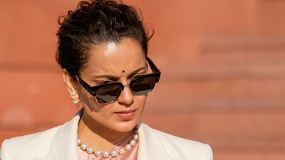 Kangana Ranaut has warned people against dumb persons. (PTI) Kangana Ranaut has warned people against dumb persons. (PTI)