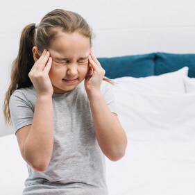 Know the early symptoms of brain tumour in children. (Freepik) Know the early symptoms of brain tumour in children. (Freepik)