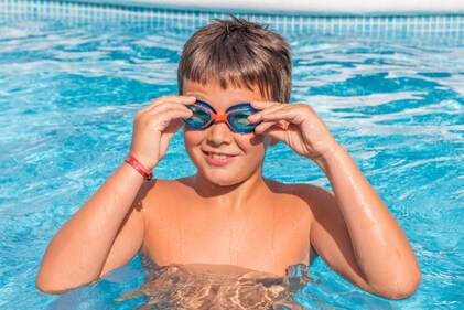 Those who are planning to dive deep and swim must wear eye googles. (Shutterstock) Those who are planning to dive deep and swim must wear eye googles. (Shutterstock)