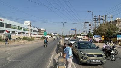 Ambedkar chowk at Khandsa Road. (Parveen Kumar/HT Photo) Ambedkar chowk at Khandsa Road. (Parveen Kumar/HT Photo)