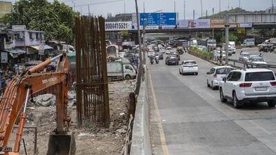 Mumbai, India - June 11, 2025: Two flyover arms at T junction junction on Sion Panvel highway connecting it to the Ghatkopar-Mankhurd Link Road flyover in Mumbai, India, on Wednesday, June 11, 2025. (Photo by Satish Bate/ Hindustan Times) (Hindustan Times) Mumbai, India - June 11, 2025: Two flyover arms at T junction junction on Sion Panvel highway connecting it to the Ghatkopar-Mankhurd Link Road flyover in Mumbai, India, on Wednesday, June 11, 2025. (Photo by Satish Bate/ Hindustan Times) (Hindustan Times)