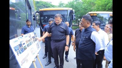 These e-buses will be equipped with AI-powered integrated safety features to ensure secure travel for passengers and to monitor the conduct of drivers. (HT) These e-buses will be equipped with AI-powered integrated safety features to ensure secure travel for passengers and to monitor the conduct of drivers. (HT)