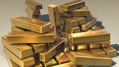 Gold prices in India continue to decline with an average decline of around 100 rupees across major metropolitan cities (Pixabay/ Representational Image) Gold prices in India continue to decline with an average decline of around 100 rupees across major metropolitan cities (Pixabay/ Representational Image)