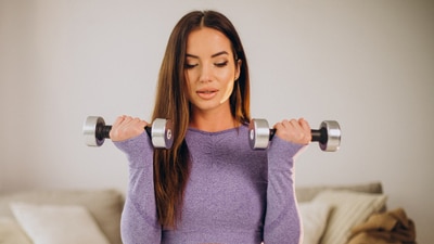 Focus on weightlifting and bodyweight exercises to build muscle mass. (Freepik) Focus on weightlifting and bodyweight exercises to build muscle mass. (Freepik)
