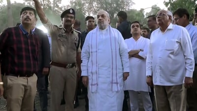 Union Home Minister Amit Shah visited the site of the crash and later stated that it would have been difficult to save anyone from the Air India flight crash (Video Grab) Union Home Minister Amit Shah visited the site of the crash and later stated that it would have been difficult to save anyone from the Air India flight crash (Video Grab)