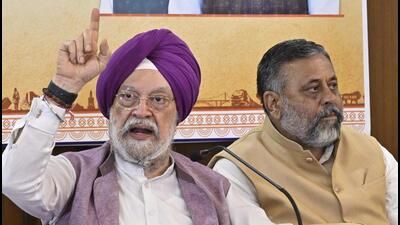Union minister of petroleum and natural gas Hardeep Singh Puri addressing mediapersons in Ludhiana on Thursday. (Gurpreet Singh/HT) Union minister of petroleum and natural gas Hardeep Singh Puri addressing mediapersons in Ludhiana on Thursday. (Gurpreet Singh/HT)