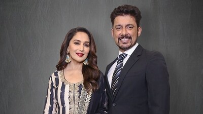 Madhuri Dixit tied the knot with Dr Shriram Nene in October 1999. Madhuri Dixit tied the knot with Dr Shriram Nene in October 1999.