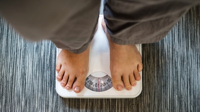 By incorporating these tips into your daily routine, you can achieve weight loss without feeling deprived or restricted. (Freepik) By incorporating these tips into your daily routine, you can achieve weight loss without feeling deprived or restricted. (Freepik)