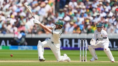 Josh Hazlewood also put up a fight alongside Mitchell Starc and scored 17 runs off 53 balls he faced. (AP) Josh Hazlewood also put up a fight alongside Mitchell Starc and scored 17 runs off 53 balls he faced. (AP)