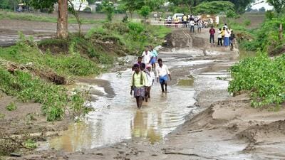 In Karwar in Uttara Kannada district, hundreds of homes submerged and several low lying areas were inundated (HT photo) In Karwar in Uttara Kannada district, hundreds of homes submerged and several low lying areas were inundated (HT photo)