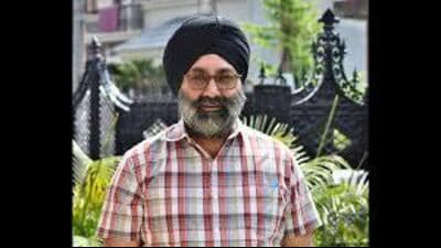 In a letter, deputy mayor Kuljit Singh Bedi noted that the municipal corporation (MC) had been using a dumping site near Phase 8B until it was shut down by court orders over a year ago (HT File Photo) In a letter, deputy mayor Kuljit Singh Bedi noted that the municipal corporation (MC) had been using a dumping site near Phase 8B until it was shut down by court orders over a year ago (HT File Photo)