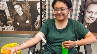 In just five hours, the Red Cross centre at Navrangpura collected 550 units of blood, smashing all previous records for single-day. (HT photo) In just five hours, the Red Cross centre at Navrangpura collected 550 units of blood, smashing all previous records for single-day. (HT photo)