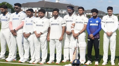 The Indian players wear black armbands to pay tribute to the Air India plane crash victims. (X/@BCCI Image) The Indian players wear black armbands to pay tribute to the Air India plane crash victims. (X/@BCCI Image)