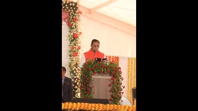 Vijay Rupani takes oath as Gujarat chief minister during a swearing in ceremony in Gandhinagar in December 2017. (HT Photo) Vijay Rupani takes oath as Gujarat chief minister during a swearing in ceremony in Gandhinagar in December 2017. (HT Photo)