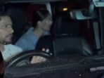 Kareena Kapoor spotted leaving sister Karisma's house after the death of her ex-husband Sunjay Kapur. Kareena Kapoor spotted leaving sister Karisma's house after the death of her ex-husband Sunjay Kapur.