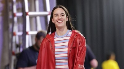 Caitlin Clark #22 of the Indiana Fever arrives before the game against the New York Liberty at Gainbridge Fieldhouse on June 14, 2025 in Indianapolis, Indiana. (Getty Images via AFP) Caitlin Clark #22 of the Indiana Fever arrives before the game against the New York Liberty at Gainbridge Fieldhouse on June 14, 2025 in Indianapolis, Indiana. (Getty Images via AFP)