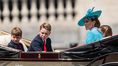 Britain's Catherine, Princess of Wales, Princess Charlotte, Prince George and Prince Louis ride in a carriage, as part of the Trooping the Colour parade to honour Britain's King Charles on his official birthday in London, Britain, June 14, 2025. REUTERS/Toby Melville (REUTERS)