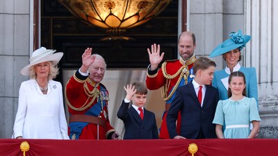 Britain's King Charles, Queen Camilla, Prince William, Prince of Wales, Catherine, Princess of Wales, Prince George, Princess Charlotte and Prince Louis appear on the balcony of Buckingham Palace as part of the Trooping the Colour parade to honour Britain's King Charles on his official birthday in London, Britain, June 14, 2025. REUTERS/Toby Melville (REUTERS)