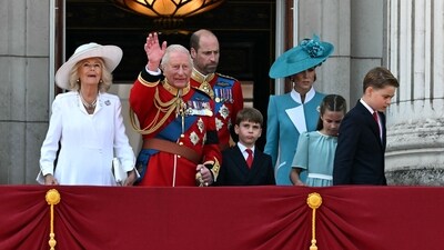 (L to R) Britain's Queen Camilla, Britain's King Charles III, Britain's Prince William, Prince of Wales, Britain's Prince Louis of Wales, Britain's Prince George of Wales, Britain's Catherine, Princess of Wales and Britain's Princess Charlotte of Wales, arrive on the balcony of Buckingham Palace after attending the King's Birthday Parade "Trooping the Colour" in London on June 14, 2025. The ceremony of Trooping the Colour is believed to have first been performed during the reign of King Charles II. Since 1748, the Trooping of the Colour has marked the official birthday of the British Sovereign. Over 1500 parading soldiers and almost 300 horses take part in the event. (Photo by Ben STANSALL / AFP) (AFP) (L to R) Britain's Queen Camilla, Britain's King Charles III, Britain's Prince William, Prince of Wales, Britain's Prince Louis of Wales, Britain's Prince George of Wales, Britain's Catherine, Princess of Wales and Britain's Princess Charlotte of Wales, arrive on the balcony of Buckingham Palace after attending the King's Birthday Parade "Trooping the Colour" in London on June 14, 2025. The ceremony of Trooping the Colour is believed to have first been performed during the reign of King Charles II. Since 1748, the Trooping of the Colour has marked the official birthday of the British Sovereign. Over 1500 parading soldiers and almost 300 horses take part in the event. (Photo by Ben STANSALL / AFP) (AFP)