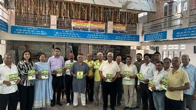Discussions were held on sustainable development, with a focus on trees, water, and plastic pollution during the campaign. (HT Photo) Discussions were held on sustainable development, with a focus on trees, water, and plastic pollution during the campaign. (HT Photo)