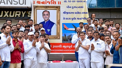 Traders and local residents paying homage to the veteran leader, who was deeply associated with the development and transformation of Rajkot. (PTI) Traders and local residents paying homage to the veteran leader, who was deeply associated with the development and transformation of Rajkot. (PTI)