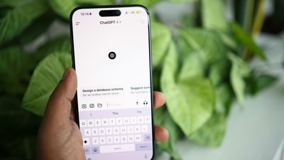 Using ChatGPT smartly can be like having a financial coach in your pocket. (Unsplash/solenfeyissa)