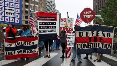 People attend a No Kings Day protest against U.S. President Donald Trump's policies, in Philadelphia, Pennsylvania, U.S., June 14, 2025. REUTERS/Lee Smith (REUTERS)
