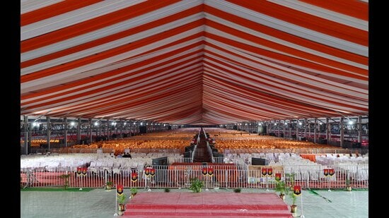 All arrangements are in place at the Defence Expo Ground in the Vrindavan area for the mega event in Lucknow. More than 60,000 newly recruited police personnel in Uttar Pradesh will be handed appointment letters on June 15 in the presence of Union Minister Amit Shah. The event is scheduled to take place in Lucknow, on Saturday. (Deepak Gupta/ HT)